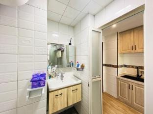 Ruyi Homestay (Wuxi Taihu New District Qingming Bridge Metro Station Branch) Hotel in Suzhou