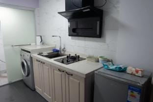 Ala's Home Homestay (Shanghai Hengshan Road Jiashan Road Metro Station Branch) Hotel in Shanghai