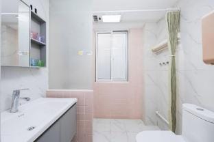 Yingtian Small Residence Homestay (Nanjing Confucius Temple Zhonghuamen Station Branch) Hotel in Nanjing