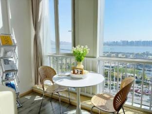 Wuji Homestay (Songcheng Branch) Hotel in Hangzhou