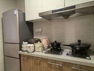 Metro Exit Kitchen-Equipped Homestay (Xiangyulu North Metro Station Branch) Hotel in Nanjing