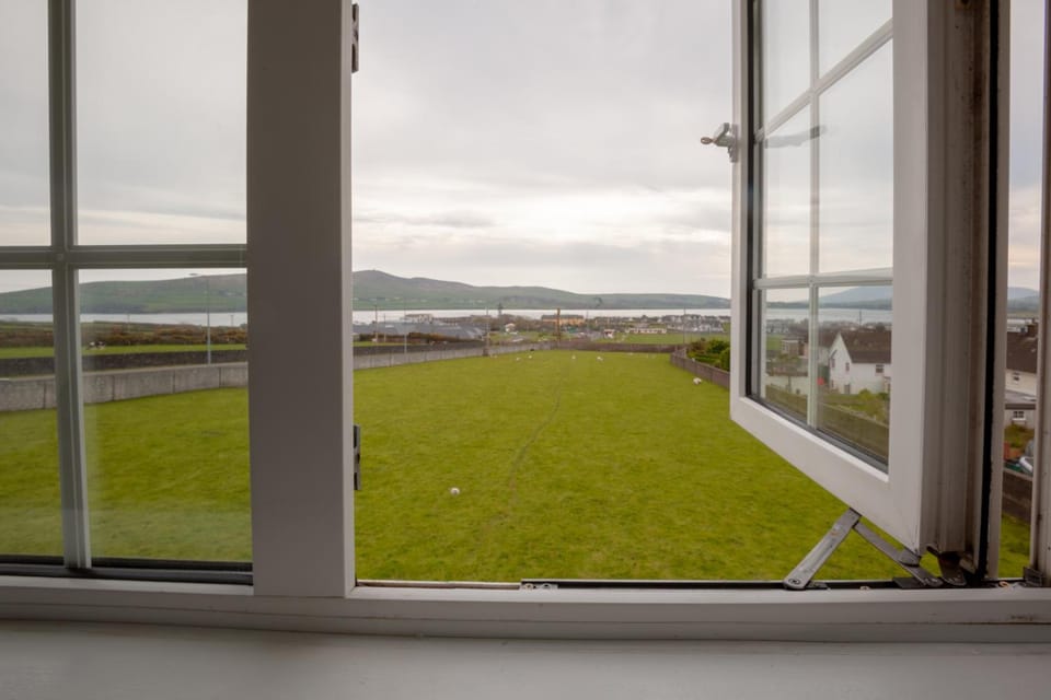 Seaview Heights Hotel in Dingle