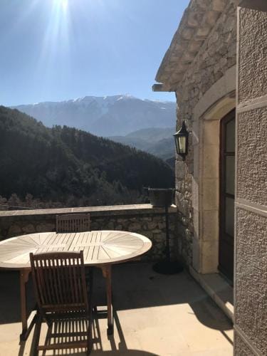 La Clue/ le Jas du Ventoux Hotel in Provence-Alpes-Côte d'Azur