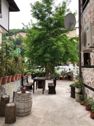 Guesthouse White Margarit Hotel in Blagoevgrad Province