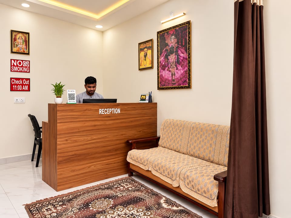 Shree Hanumat Kripa Dham Hotel in Uttar Pradesh