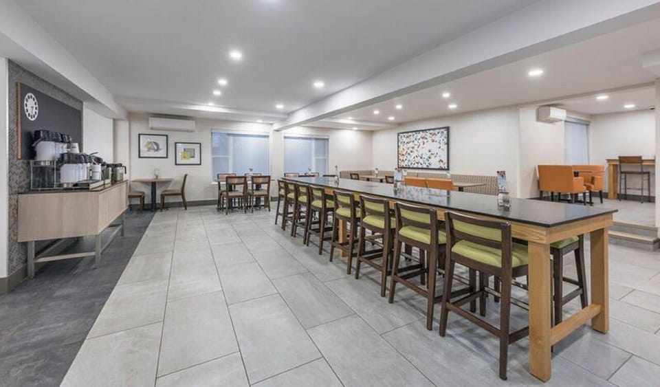 Holiday Inn Express Hotel & Suites Charlottetown By IHG Hotel in Charlottetown