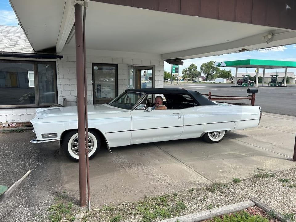 Powell JET Motor Inn Hotel in Wyoming