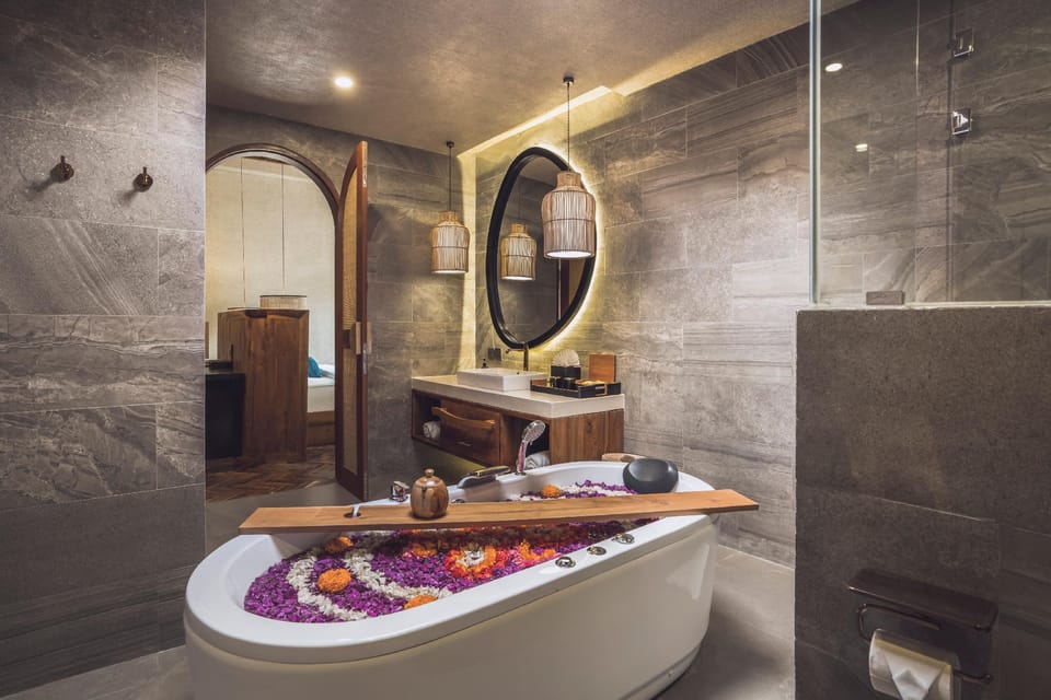 Bathtub