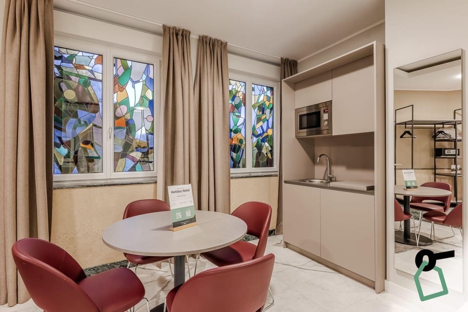 HOTIDAY Apartment Collection - La Spezia Hotel in La Spezia