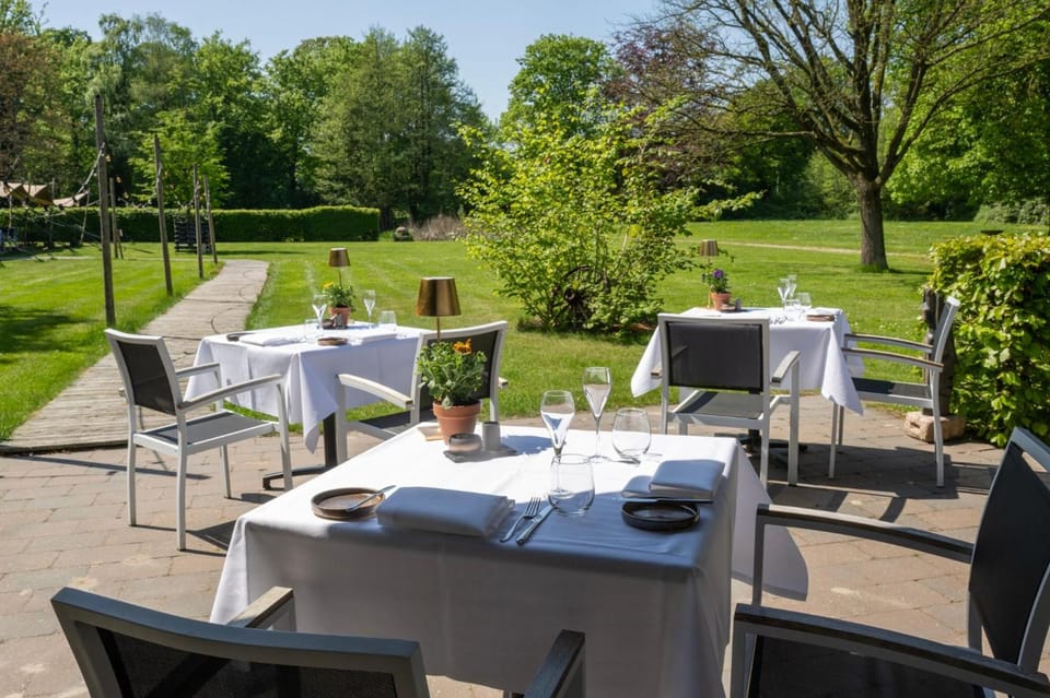 Landgoed Hotel & Restaurant Carelshaven Hotel in Overijssel (province)