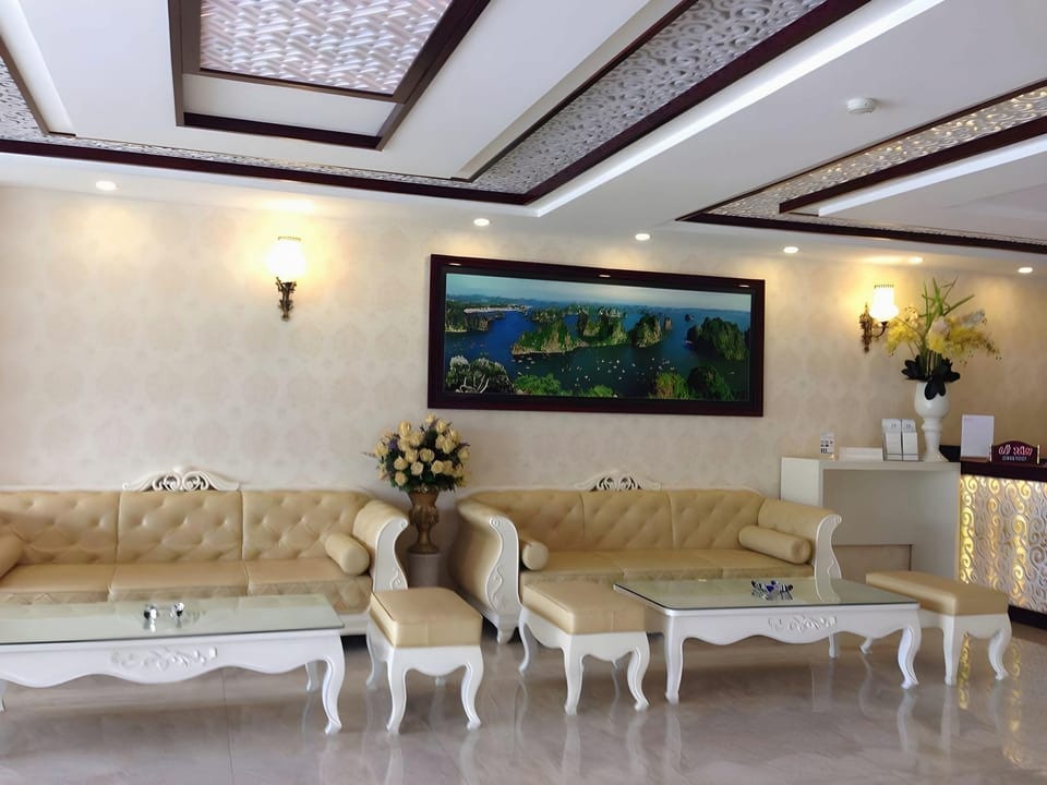 Halong Park Hotel Hotel in Laos