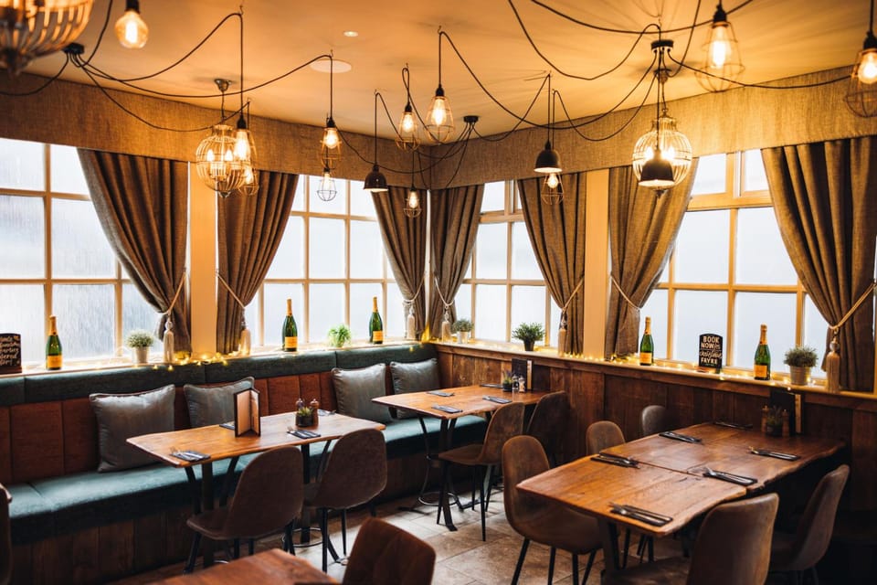 The Station Restaurant & Bar Hotel in Bassetlaw District