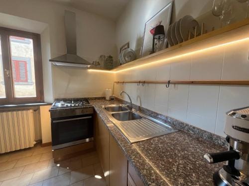 CASA DORA sunflower apartment Hotel in Tuscany