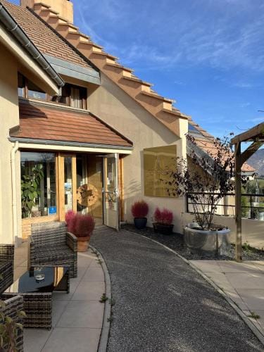 Hotel Les Quatre Saisons Hotel in Auvergne-Rhône-Alpes