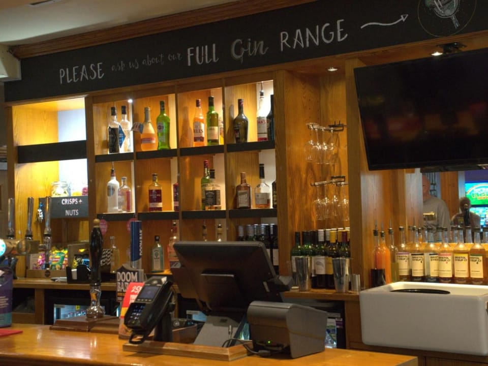 Bar/lounge