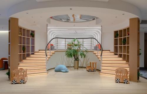 杭州芳草园雷迪森怿曼酒店Landison Hotel Hotel in Hangzhou