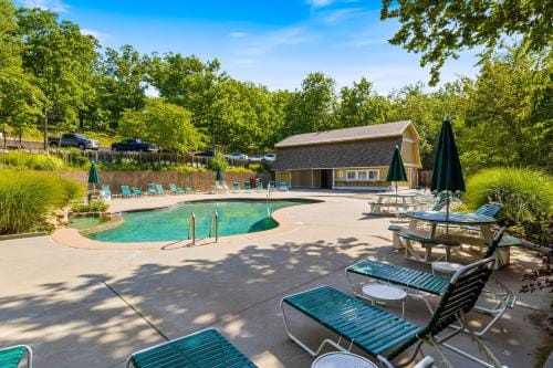 Osage Oasis- C Hotel in Lake of the Ozarks
