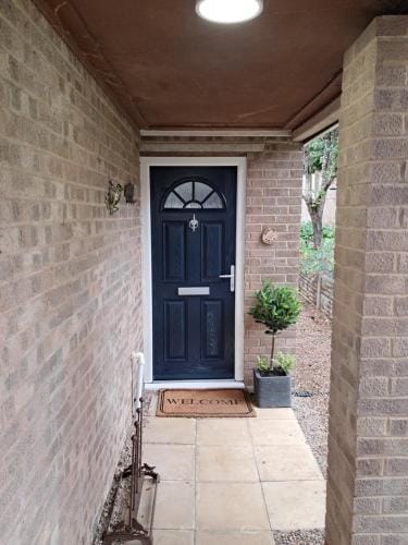 Robin's nest Lodge in England