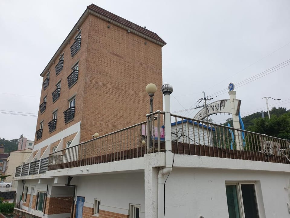 Incheon (Eulwangri) Baegun Hostel Motel in Gyeonggi-do