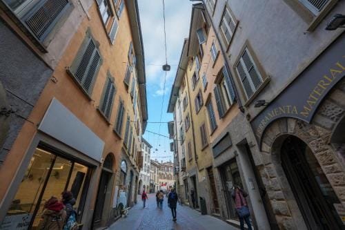 Apartment Sant'Alessandro 19 - Sostify Hotel in Bergamo