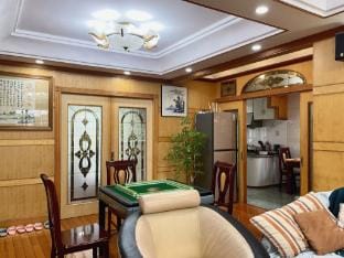 Man Ju Homestay (Shaoxing City Center Railway Station Metro Station Branch) Hotel in Hangzhou