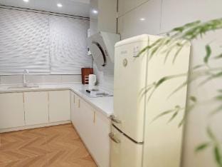 Spring Field Homestay (Yangzhou Qujiang Yiwei Plaza Branch) Hotel in Jiangsu