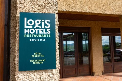 Logis Hotel Au Rendez-vous des Chasseurs Hotel in Auvergne-Rhône-Alpes