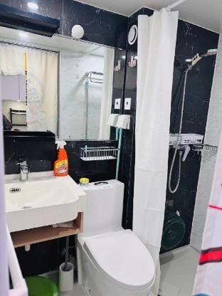 Dacheng Homestay (Nanjing Pukou University Town Pukou Wanhui City Metro Station Branch) Hotel in Nanjing