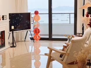Sister Jing's Small Life Homestay (Shenjiamen Fishing Port Branch) Hotel in Zhejiang