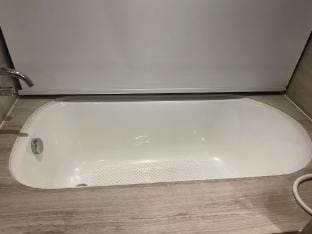 Small Town Inn (Jiaxing Bailian Shopping Center Branch 1) Hotel in Suzhou