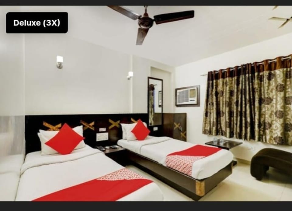 Hotel Skylawn Surat Hotel in Gujarat