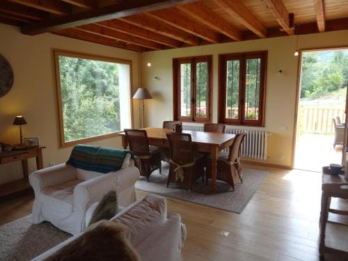 Maison d'hotes l'Arnica Hotel in Provence-Alpes-Côte d'Azur