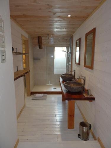 Maison d'hotes l'Arnica Hotel in Provence-Alpes-Côte d'Azur