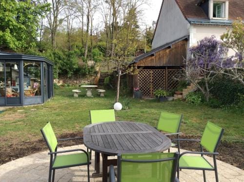 Le Clos Mony Hotel in Centre-Val de Loire