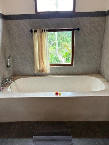 Dewi Teduh Villa Hotel in Sidemen