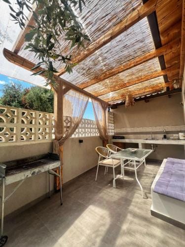 Rainbow Apartments Hotel in Thasos