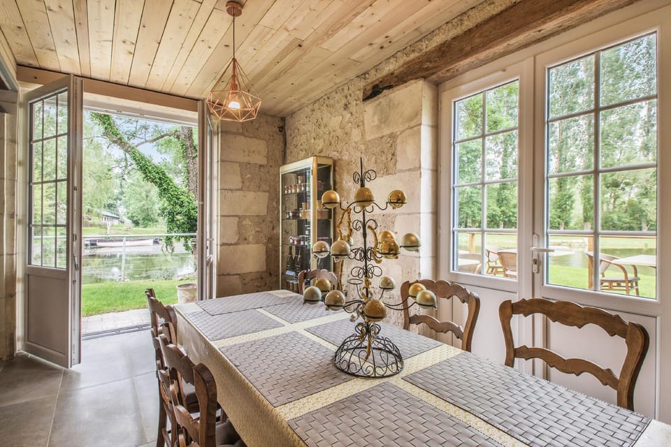 Le Moulin de Chareau Hotel in Centre-Val de Loire