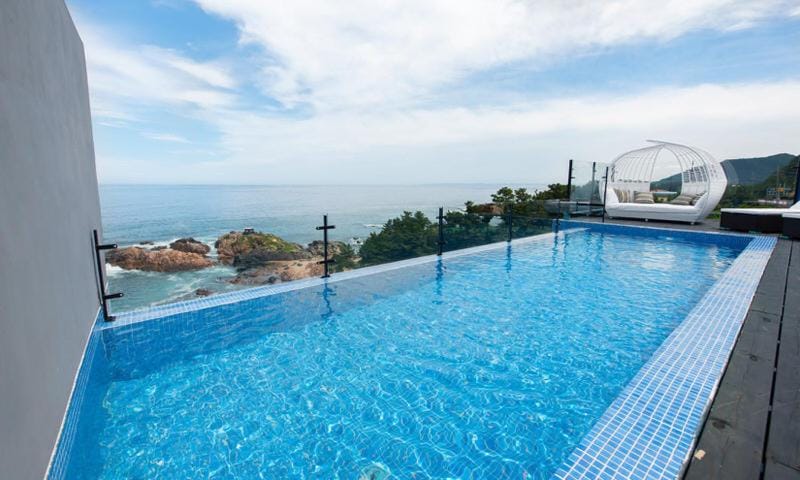 Exit Pool Villa Apartment hotel in South Korea