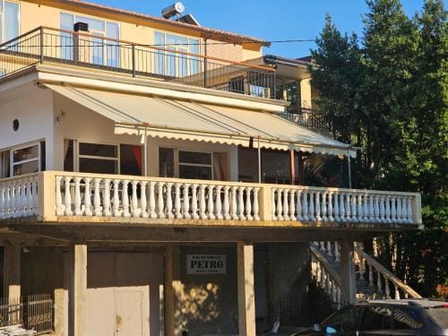 Hotel Petro Hotel in Vlorë County, Albania