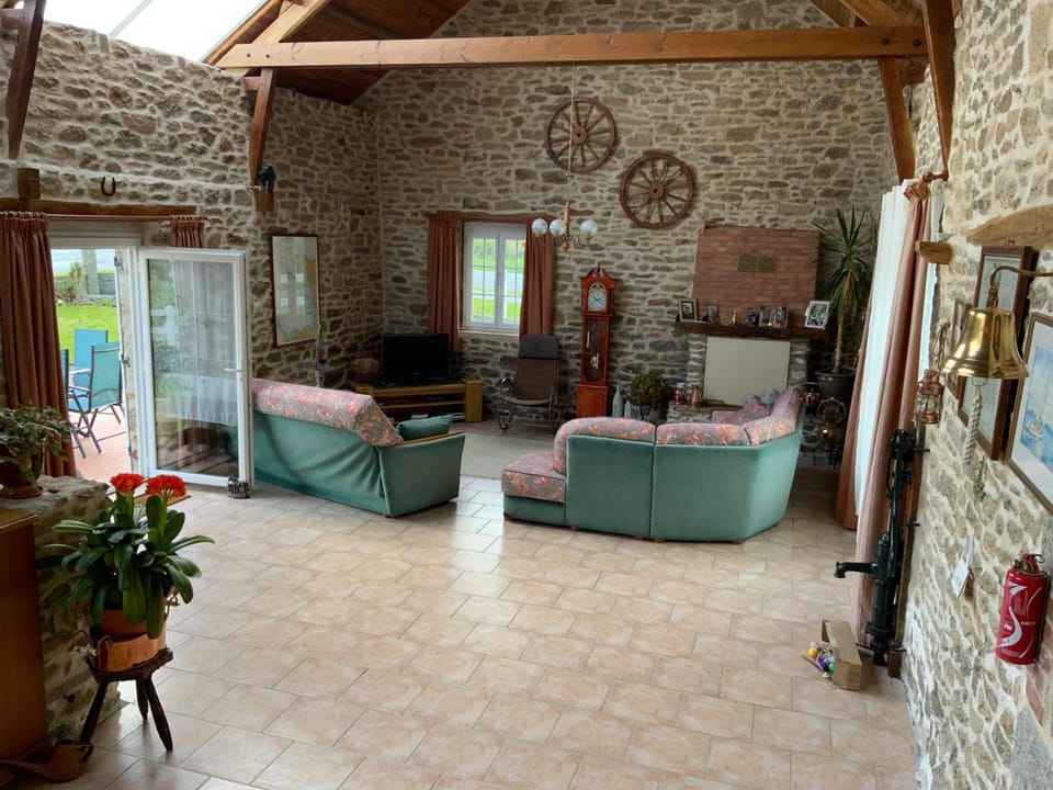 Le Bois Chef D'Ane Hotel in Brittany
