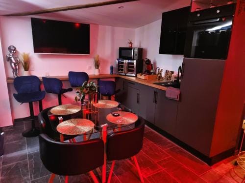 love room Hotel in Hauts-de-France