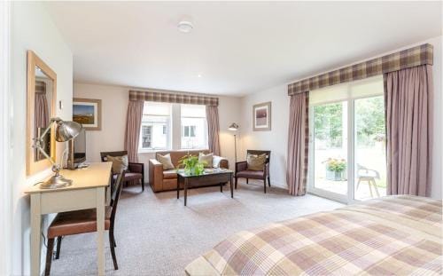 Sandown House Hotel in Nairn
