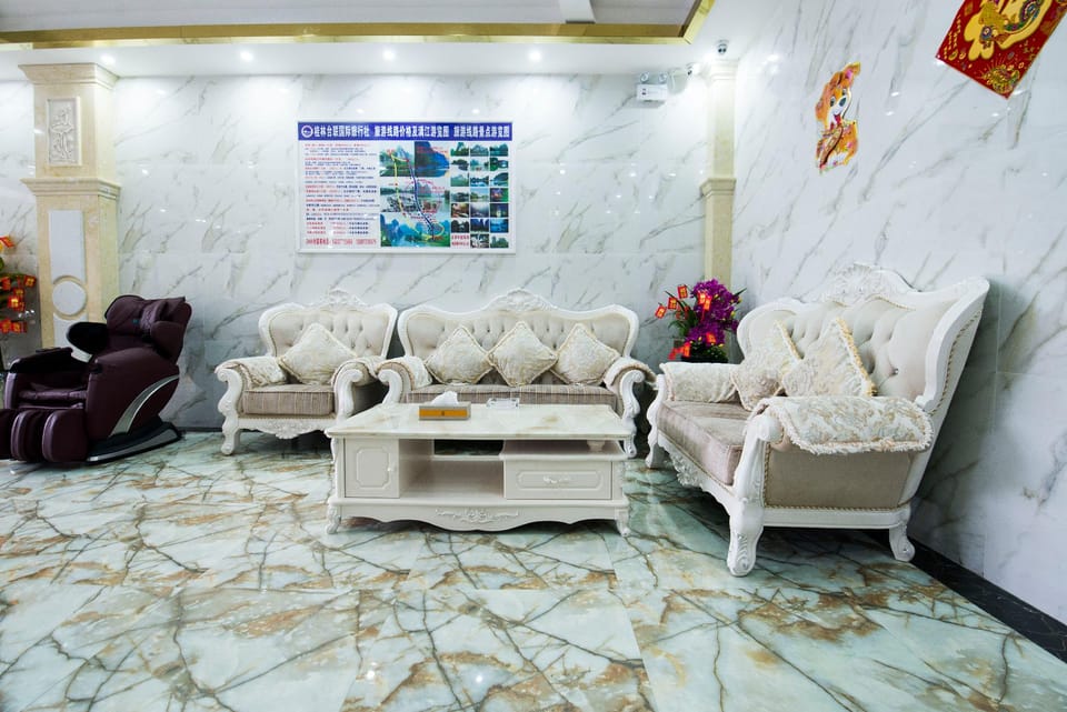 Alice Theme Hotel Hotel in China