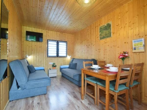 Domki letniskowe Flinder Lodge in West Pomeranian Voivodeship, Poland