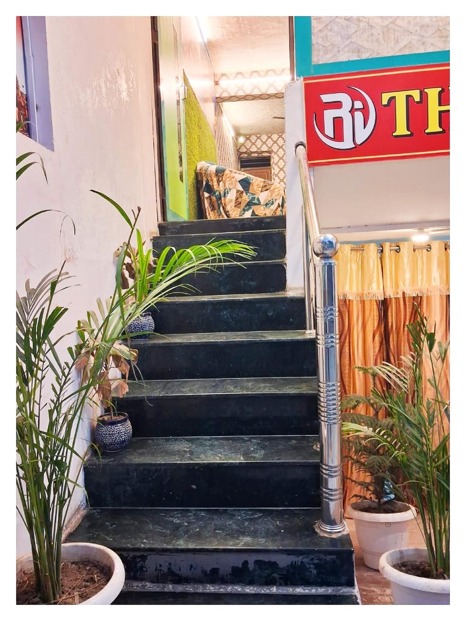 The Royal Inn Varanasi Hotel in Varanasi
