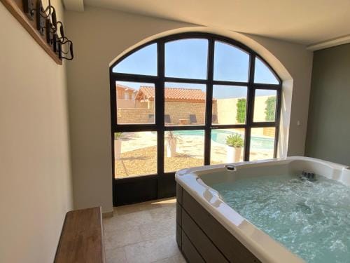 Duo SPA Provence Hotel in Provence-Alpes-Côte d'Azur
