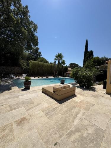 Le Reve Ocre Hotel in Toulon