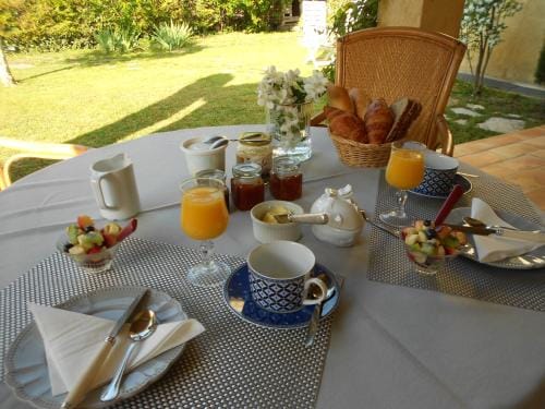 Le Mas de FRAYERE Hotel in Roquefort-les-Pins