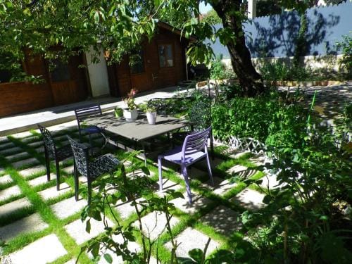 Villa Sunshine Hotel in Île-de-France