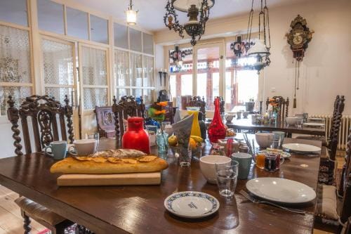 Le Pont du Roy Hotel in Besse-et-Saint-Anastaise